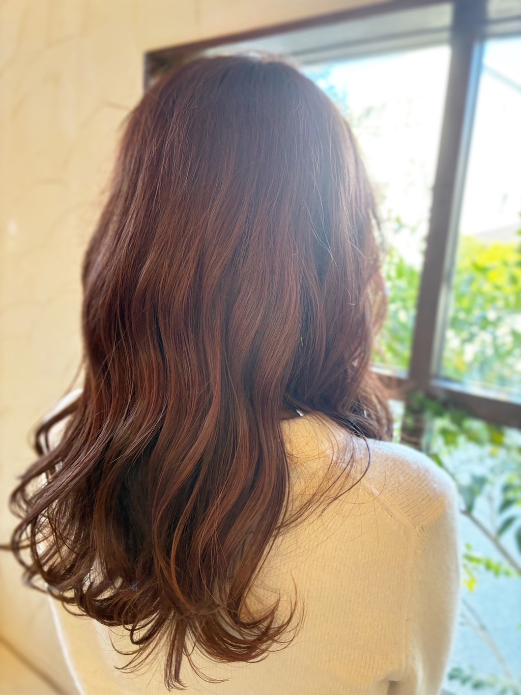 ピンクベージュカラー